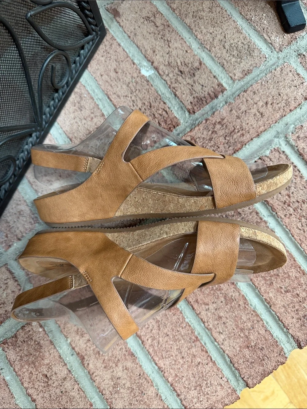 Eurosport Women’s Tan Strappy Comfort Sandals, EUC, Size 8.5 - Picture 3 of 9